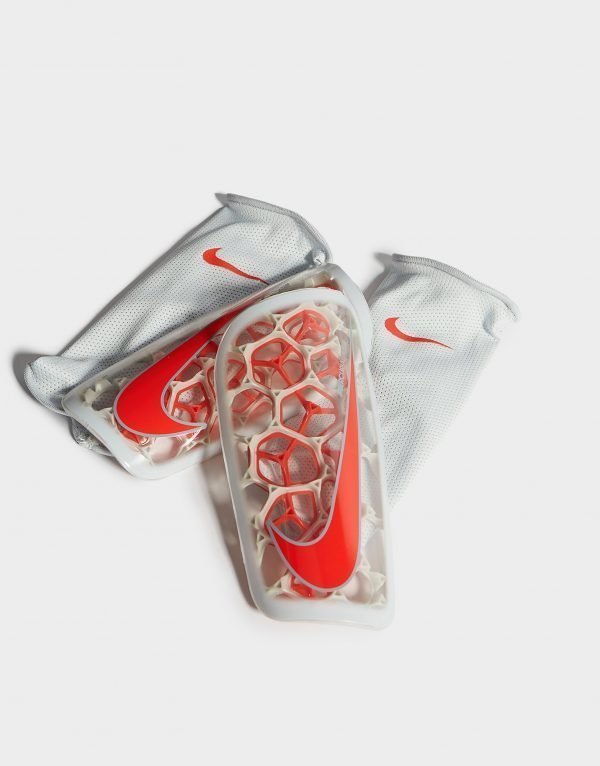 Nike Mercurial Flylite Superlock Shin Guards Säärisuojat Harmaa